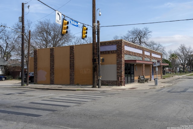 1651 W Woodlawn, San Antonio, TX 78201 - view of building exterior