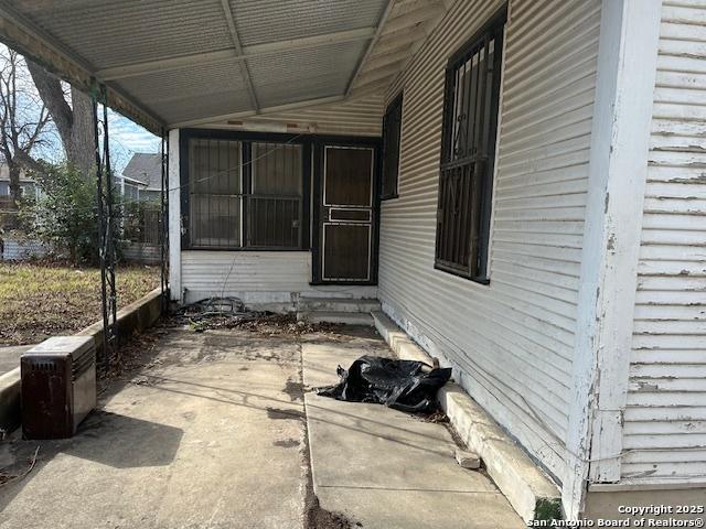 632 Canton, San Antonio, TX 78202 - view of patio / terrace with a carport