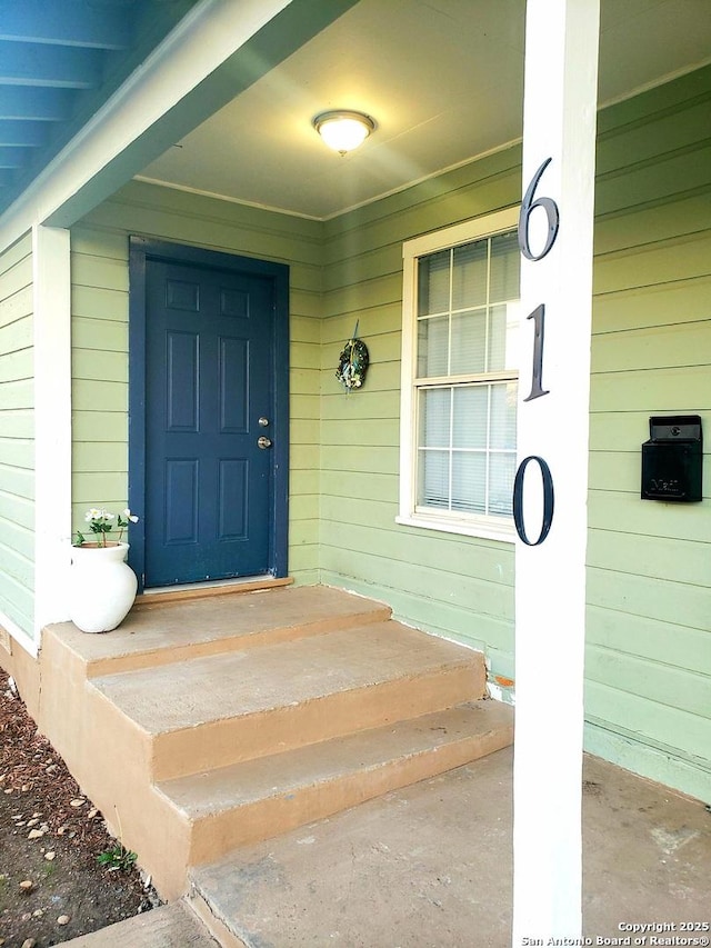 view of entrance to property