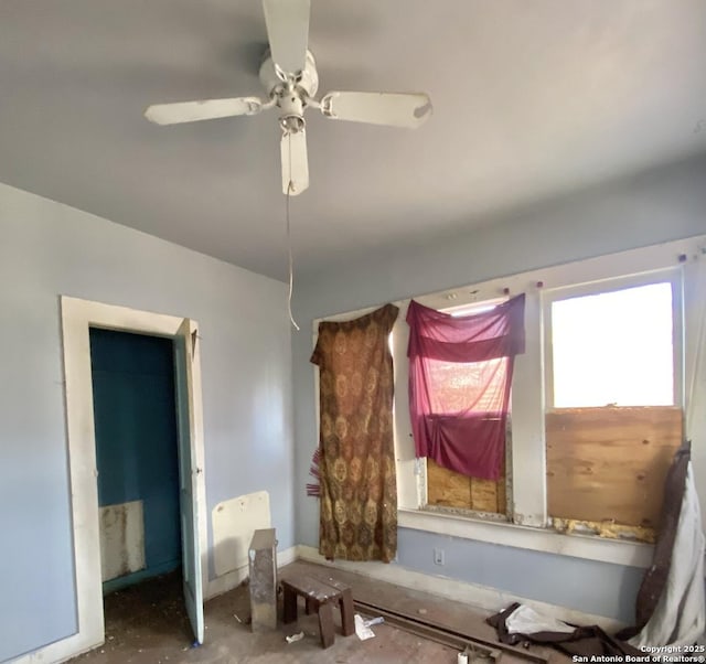 bedroom featuring a ceiling fan