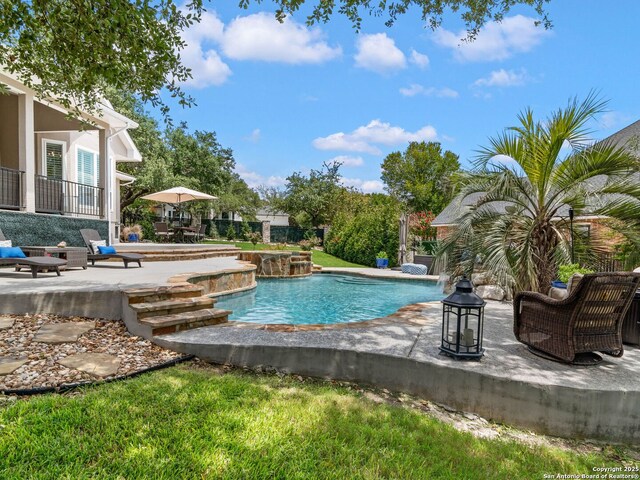 922 Split Fairway, San Antonio, TX 78260 - outdoor pool featuring a patio
