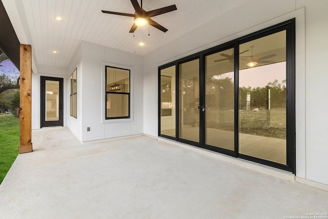 220 Toucan, Spring Branch, TX 78070 - view of patio / terrace with ceiling fan