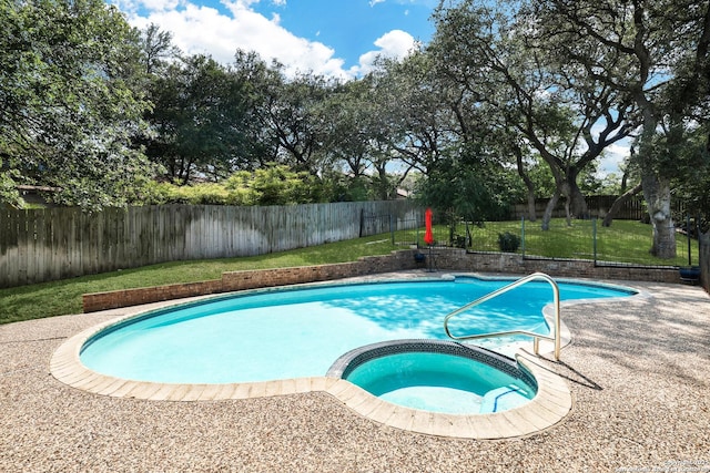 310 Twisted Wood, San Antonio, TX 78216 - view of pool featuring a pool with connected hot tub