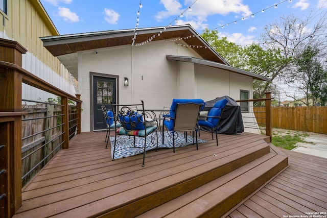 deck featuring fence