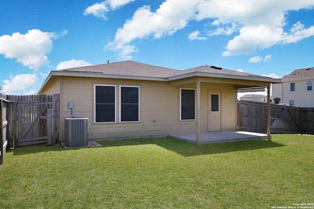 180 Elderberry, New Braunfels, TX 78130 - rear view of property with cooling unit, a patio, a fenced backyard, a gate, and a yard