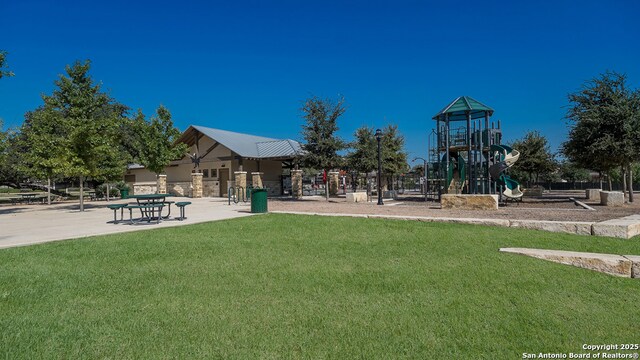 1134 Western Whipbird, San Antonio, TX 78253 - view of home's community with a yard and playground community