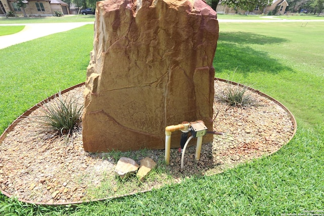 view of exterior details