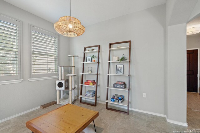 sitting room with baseboards