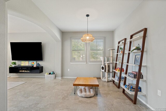 living area with baseboards