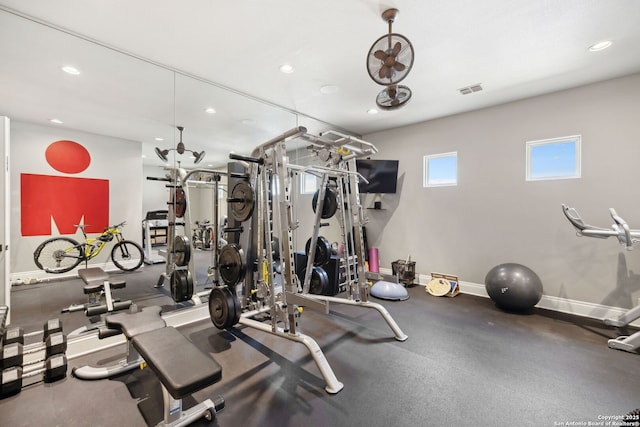 3919 El Chamizal, San Antonio, TX 78261 - gym featuring baseboards, visible vents, and recessed lighting