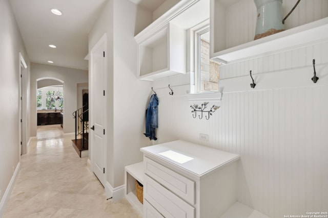 3919 El Chamizal, San Antonio, TX 78261 - mudroom with arched walkways, baseboards, and recessed lighting