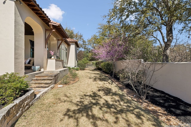 3919 El Chamizal, San Antonio, TX 78261 - view of yard featuring fence