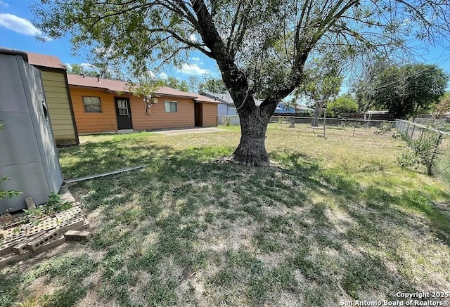 4223 Redstone Dr, San Antonio, TX 78219 - view of yard featuring a fenced backyard