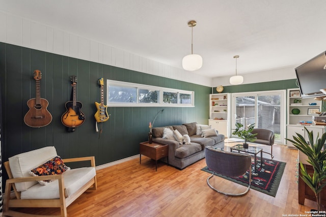 2334 W Huisache, San Antonio, TX 78201 - living area featuring wood finished floors