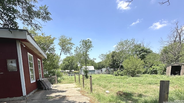4535 Lark, San Antonio, TX 78228 - view of yard