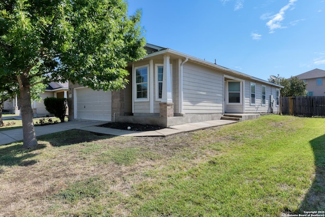 7614 Copper Dawn, Converse, TX 78109 - view of front of house with a garage, driveway, and entry steps