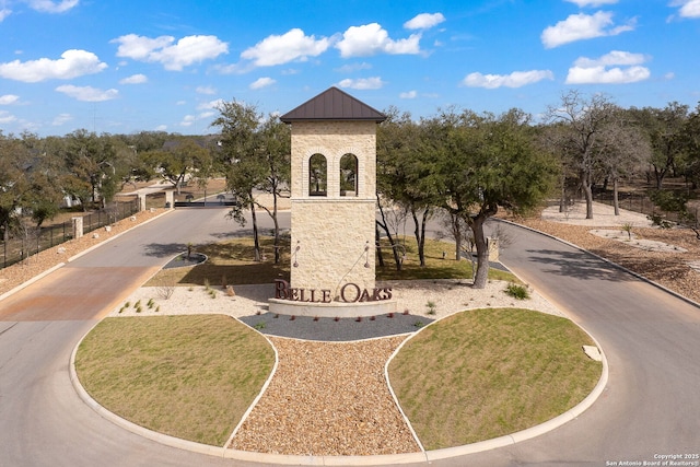 view of surrounding community