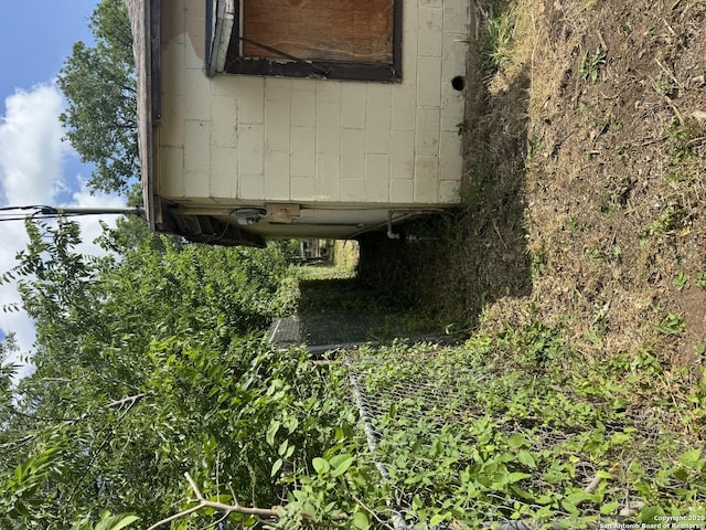 423 Hazel, San Antonio, TX 78207 - exterior view of concrete block siding