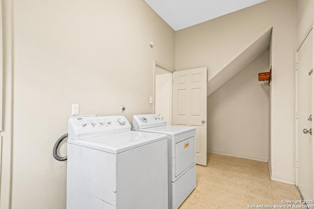 15338 Winter Mist Dr, San Antonio, TX 78247 - laundry area with independent washer and dryer, laundry area, and baseboards