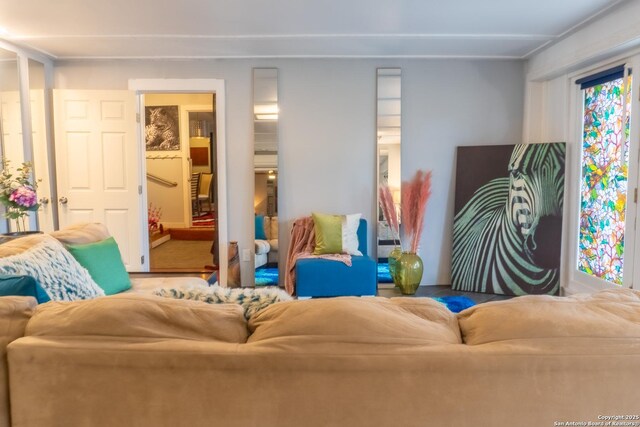 4935 Driskill St, San Antonio, TX 78228 - view of living area