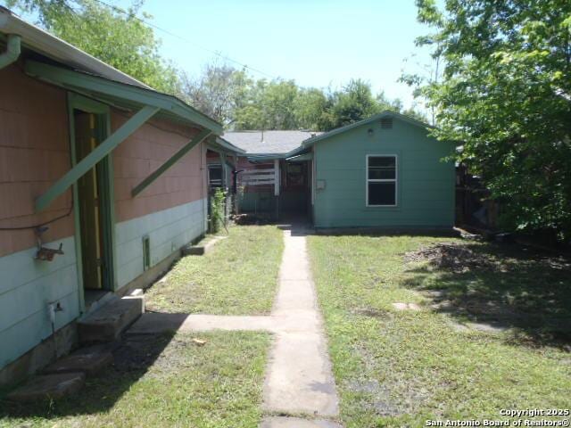 335 Hot Wls, San Antonio, TX 78223 - exterior space