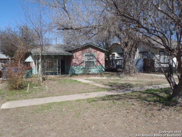 335 Hot Wls, San Antonio, TX 78223 - view of front of property
