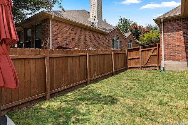 23407 Treemont Park, San Antonio, TX 78261 - view of yard featuring a gate