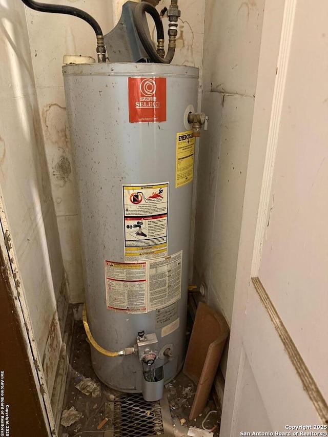 1915 Pasadena St, San Antonio, TX 78201 - utilities with gas water heater