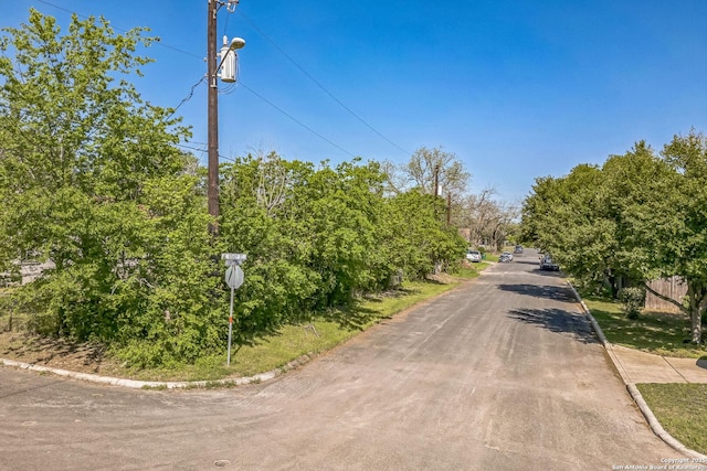 604 Ogrady, Boerne, TX 78006 - view of road with curbs