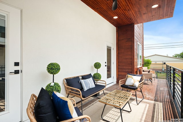 1019 S Hackberry, San Antonio, TX 78210 - balcony with outdoor lounge area