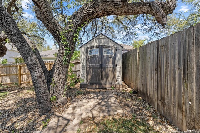 7635 Mission Smt, Boerne, TX 78015 - view of shed featuring a fenced backyard