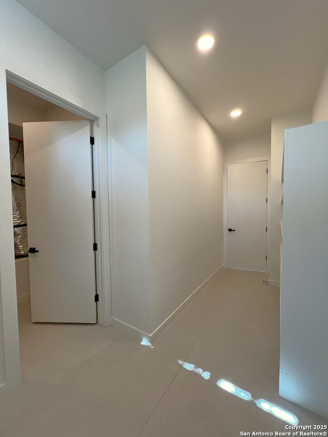 707 Lone Cir, San Antonio, TX 78260 - hall with recessed lighting