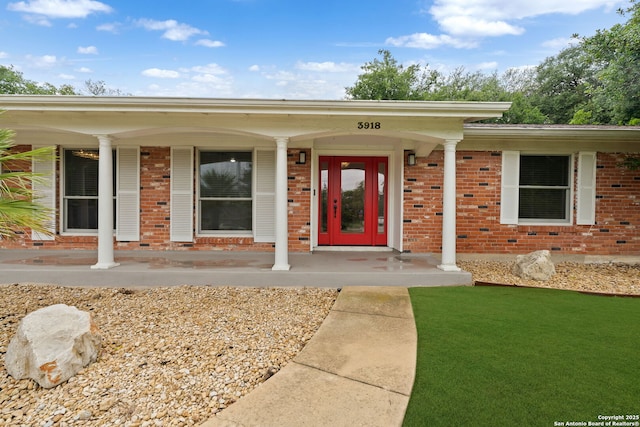 3918 Midvale, San Antonio, TX 78229 - entrance to property with brick siding and a porch