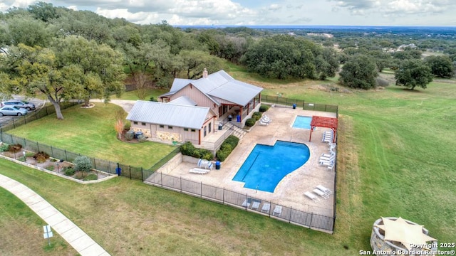 448 Summer Gln, New Braunfels, TX 78132 - aerial view of property and surrounding area featuring a pool