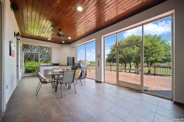 view of sunroom / solarium