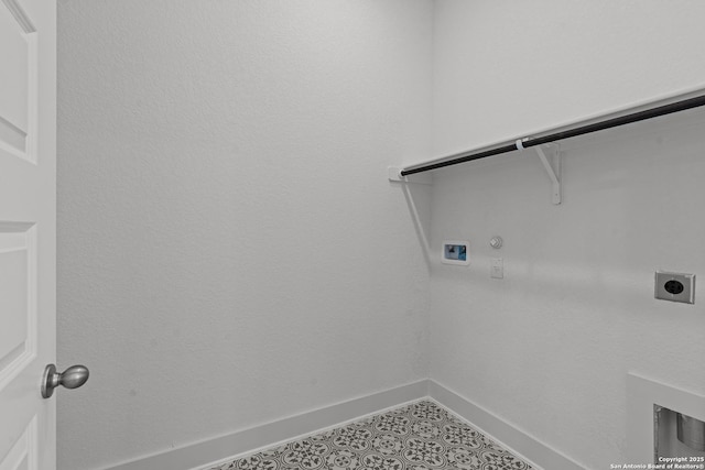 washroom featuring laundry area, hookup for a gas dryer, electric dryer hookup, washer hookup, and baseboards