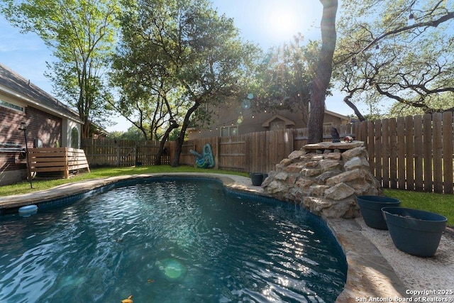 2047 Thicket Trail Dr, San Antonio, TX 78248 - view of swimming pool featuring a fenced backyard and a fenced in pool
