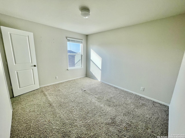 8131 Falcon Mdw, Converse, TX 78109 - empty room featuring baseboards and carpet