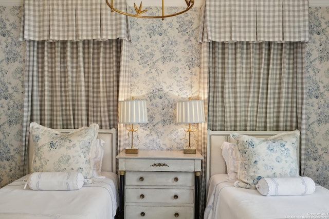 643 Terrell Rd, Terrell Hills, TX 78209 - bedroom featuring wallpapered walls
