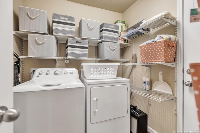 8926 Double Oak, San Antonio, TX 78254 - laundry area featuring laundry area and washing machine and dryer