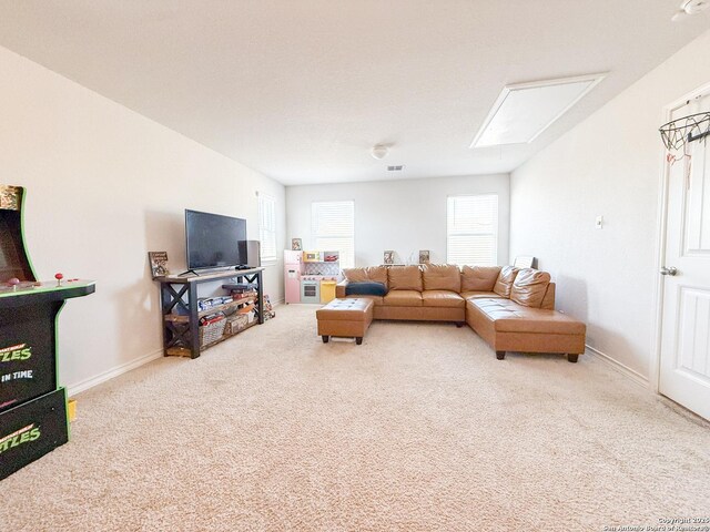 13511 Pickett, San Antonio, TX 78254 - carpeted living room featuring baseboards