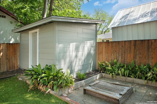 636 W Hollywood Ave, San Antonio, TX 78212 - view of shed with a fenced backyard