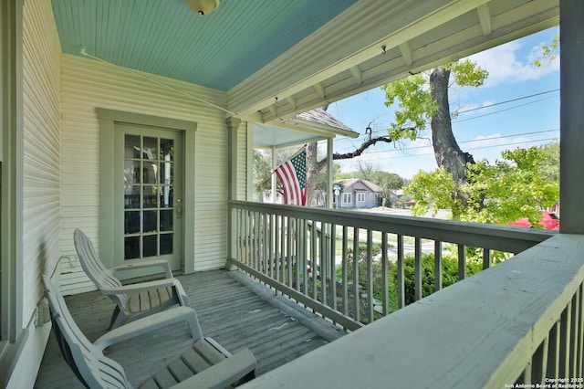 636 W Hollywood Ave, San Antonio, TX 78212 - view of balcony