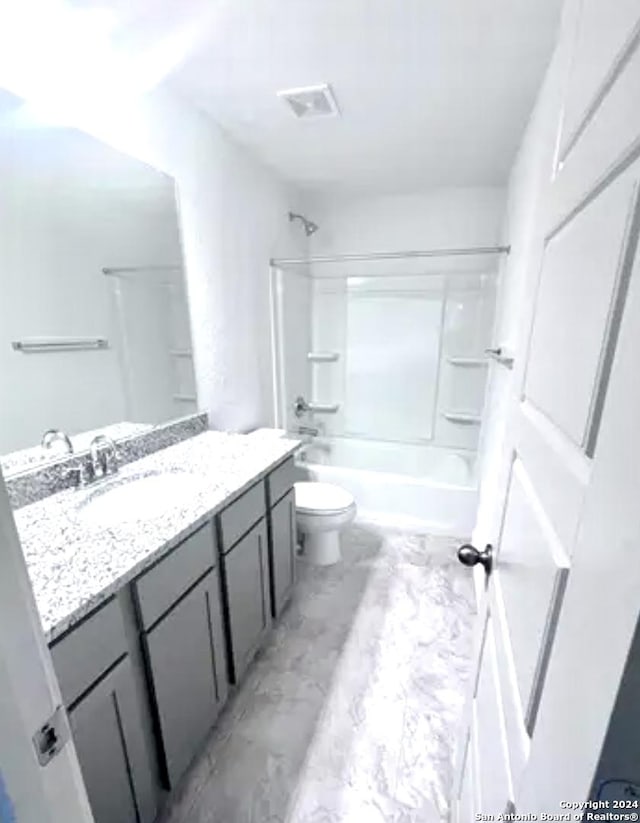 310 W Evergreen St, San Antonio, TX 78212 - full bathroom with washtub / shower combination, vanity, visible vents, and toilet