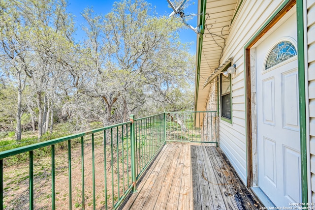 21440 Fm 306, Canyon Lake, TX 78133 - view of wooden deck