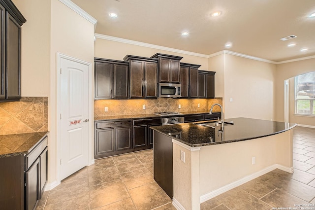 805 Raceland, San Antonio, TX 78245 - kitchen featuring a sink, visible vents, appliances with stainless steel finishes, and recessed lighting