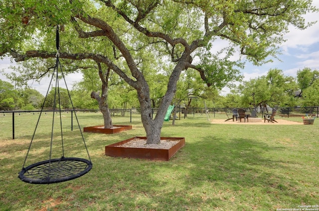 view of yard with fence