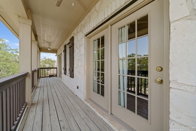 3329 Navasota Cir, San Antonio, TX 78259 - deck featuring ceiling fan