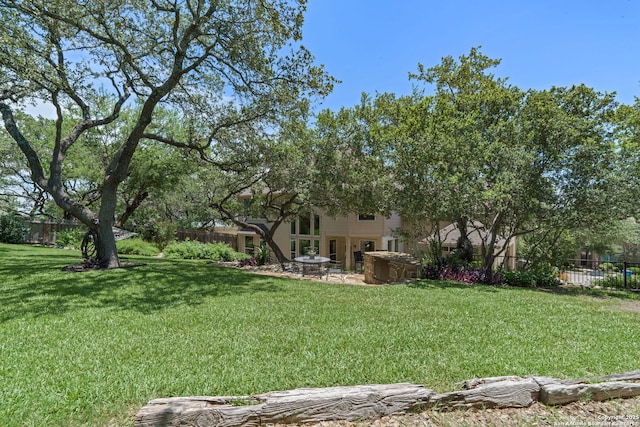 3329 Navasota Cir, San Antonio, TX 78259 - view of yard featuring a jacuzzi