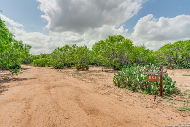 551 Pr Mia, Floresville, TX 78114